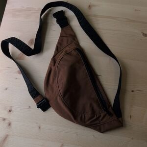 BAGGU Brown Belt Bag with Black Strap